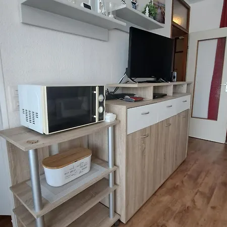 H0e-004 Apartment *